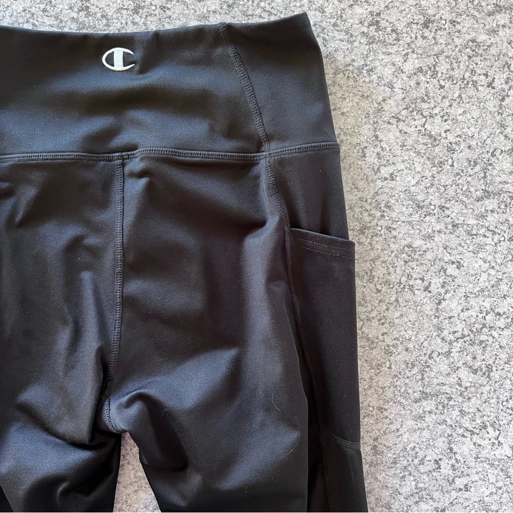 Champion | Women’s Black Athletic Leggings With Pockets, Size Small